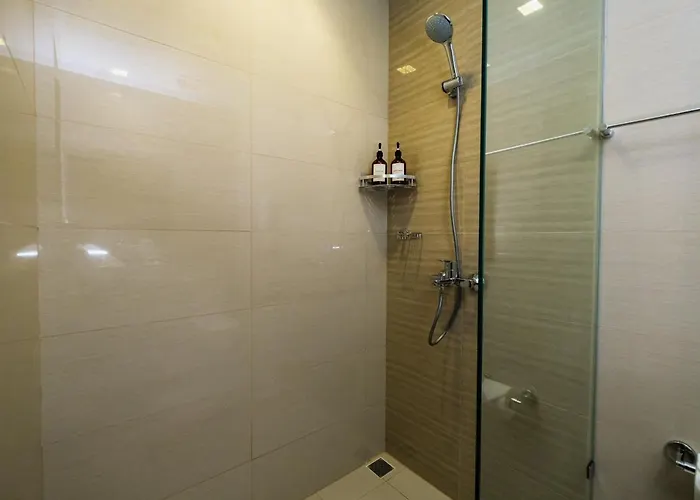 Cozy 1br In Manila, Bgc, With Balcony & Pool