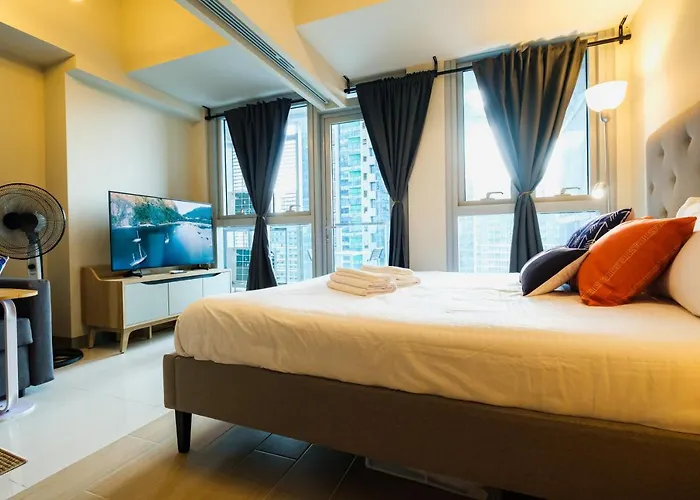 Apartment Cozy 1br In Manila, Bgc, With Balcony & Pool